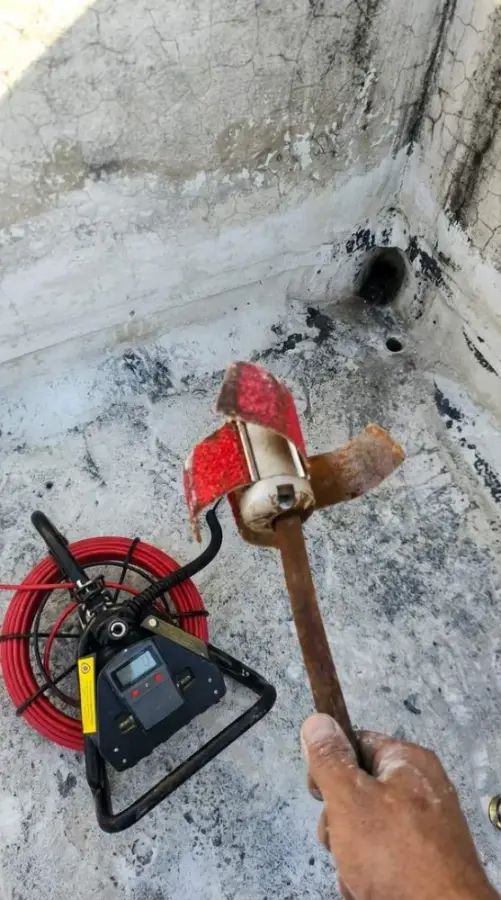 ראש חיתוך של ספירלה בניקוז הגג